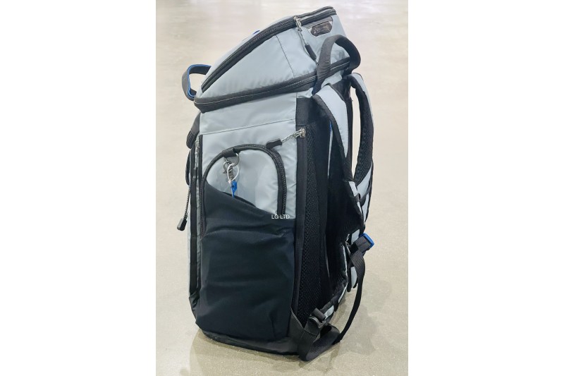 Titan Deep Freeze 26 Can Cool Bag Backpack Cooler Blue Titan Deep Freeze 26 Can Cool Bag Backpack Cooler Blue
