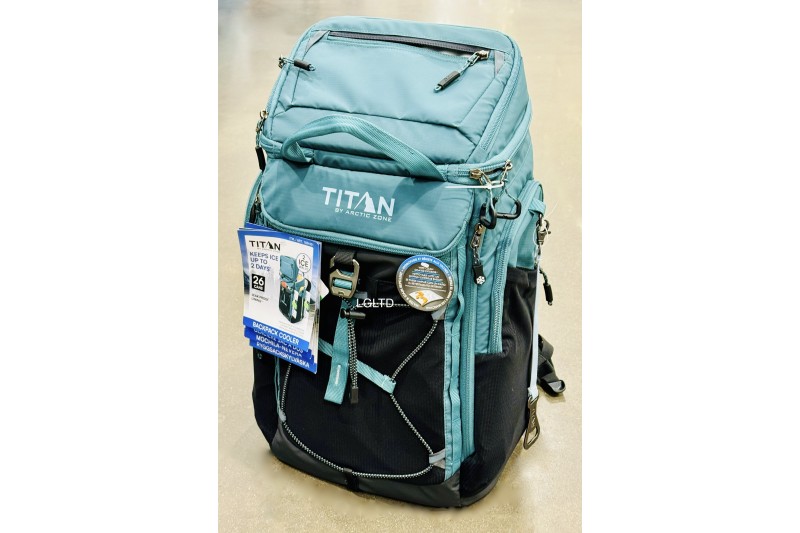 Titan Deep Freeze 26 Can Cool Bag Backpack Cooler Green Titan Deep Freeze 26 Can Cool Bag Backpack Cooler Green