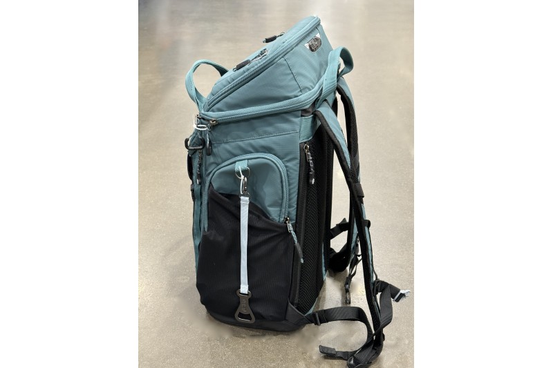 Titan Deep Freeze 26 Can Cool Bag Backpack Cooler Green Titan Deep Freeze 26 Can Cool Bag Backpack Cooler Green