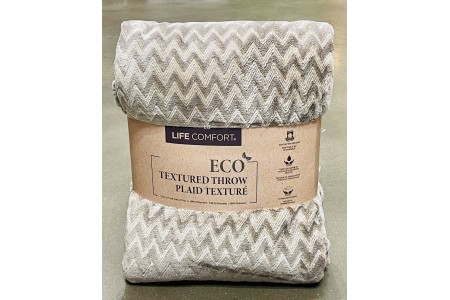 Life Comfort Moonbeam Eco Textured Zig Zag Throw 152 x 177 cm