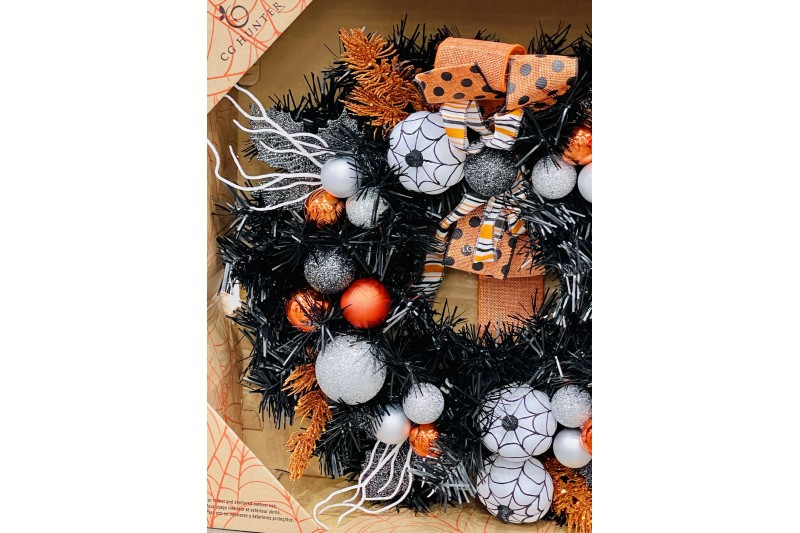Halloween 24 Inch Decorative Wreath Halloween 24 Inch Decorative Wreath