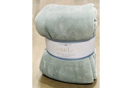 Berkshire Life Luxe Loft Queen Blanket Throw in Smokey Aqua 249 x 234 cm