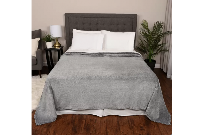 Plush Blanket Throw Heathered Grey King Size 248 x 233cm Kirkland Signature Plush Blanket Throw Heathered Grey King Size 248 x 233cm Kirkland Signature