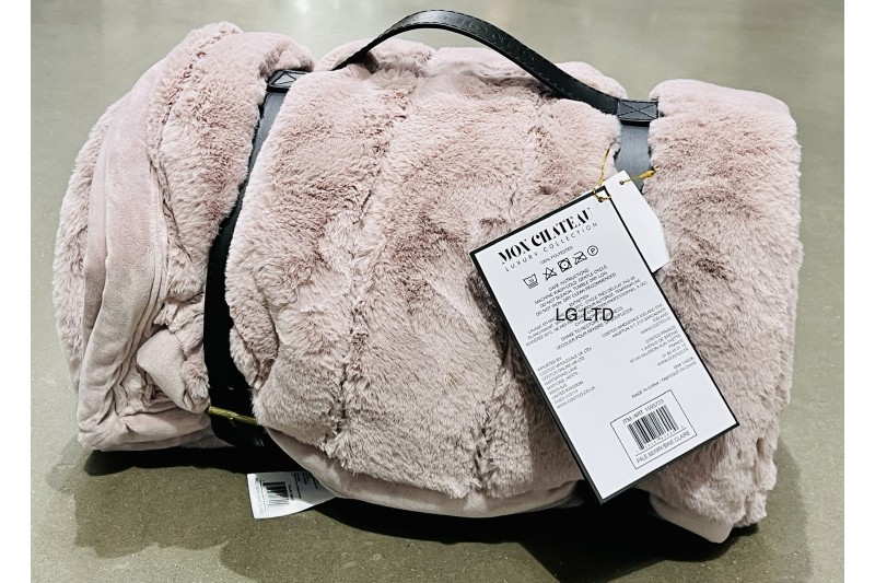 Mon Chateau Luxe Faux Fur Throw Pink 152 x 177cm
