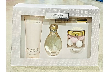 Sarah Jessica Parker Lovely Gift Set 100ml & 10ml Perfume Bath Bombs Shower Gel