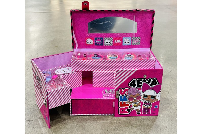 LOL Surprise Smackers Make Up Station Case Set Beauty For Kids
